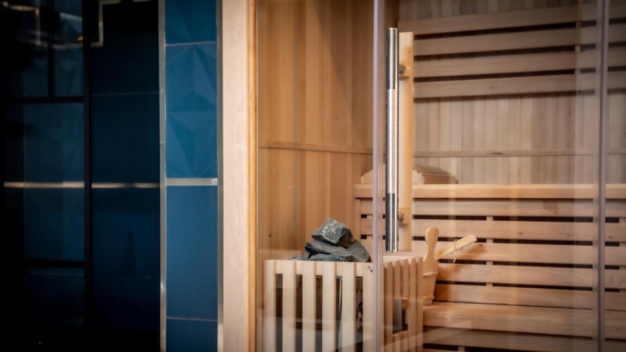 Châlons-en-Champagne L'Ecrin Champenois - Suite Avec Balneo Et Sauna Prives מראה חיצוני תמונה